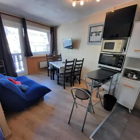 Apartament Altissim *