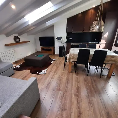 Apartament Altissim